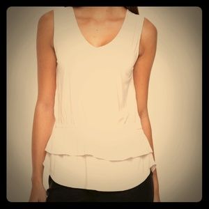 Apt 9 Sleeveless Shirred  V-Neck